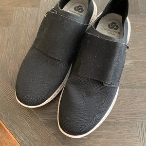 Clarks Black Canvas Cloudsteppers Sneakers 10.5